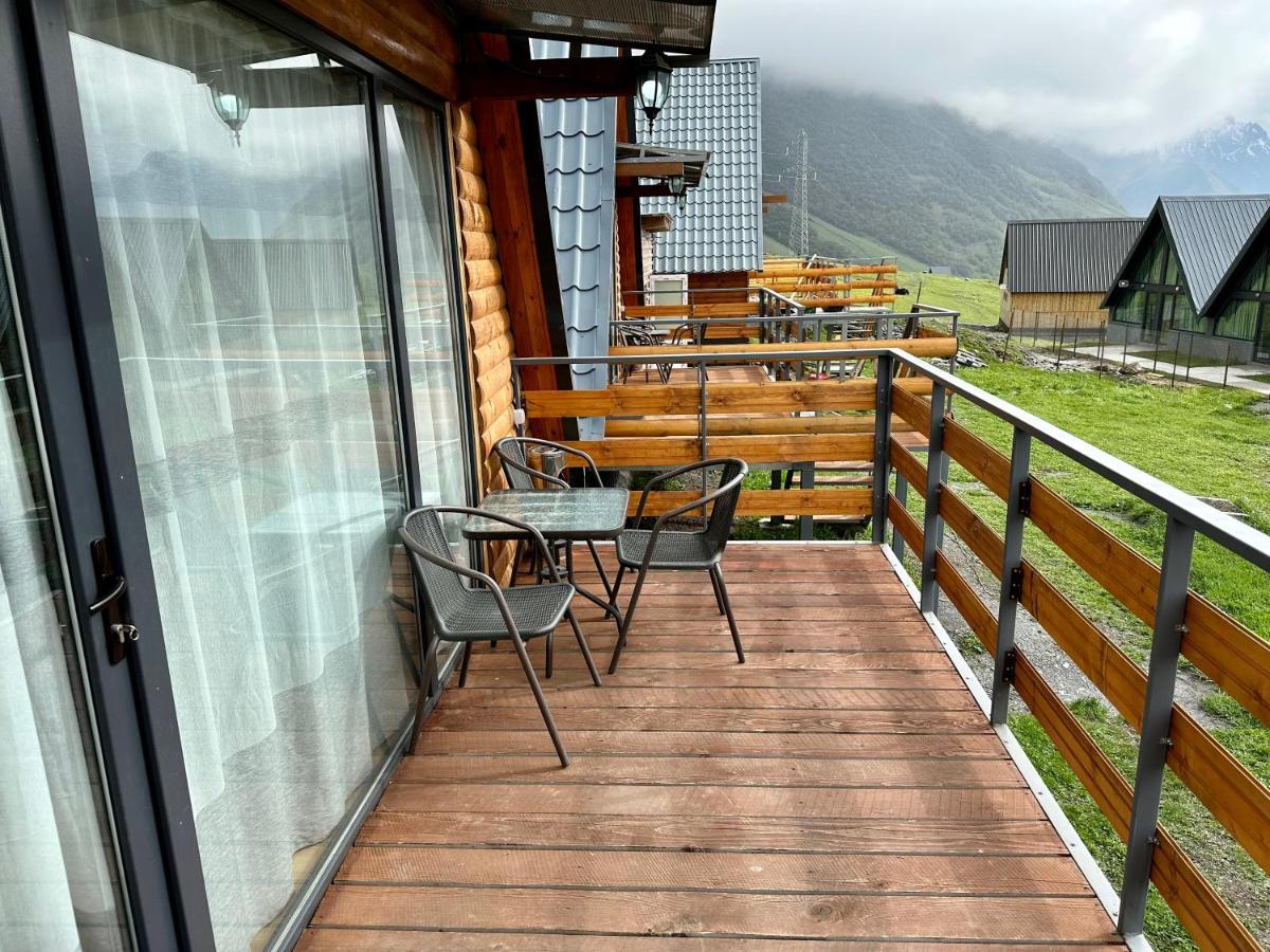 T&T Cottage Kazbegi Ngoại thất bức ảnh